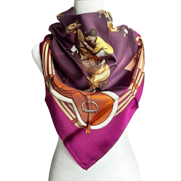 Hermes 100% Silk Purple & Fuchsia Pink Jumping Horses Large 90cm Square Scarf - Picture 10 of 10